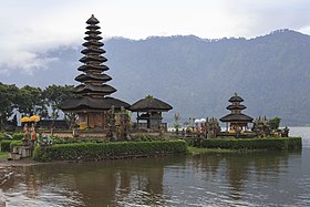 Image illustrative de l’article Pura Ulun Danu Bratan