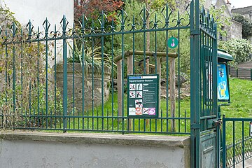 Entrée du square, côté rue Simon-Dereure.