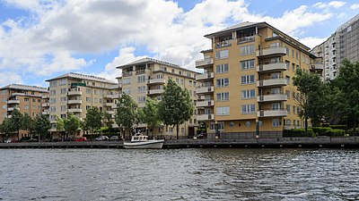 Bostadshus vid Kristinebergs strand (2015).