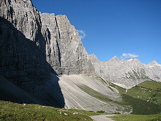 Die Laliderer Wand vom Hohljoch