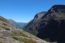 The road down seen from the viewing platform