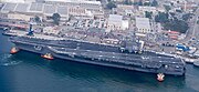 USS Ronald Reagan retornando para a Baía de San Diego, 2011.