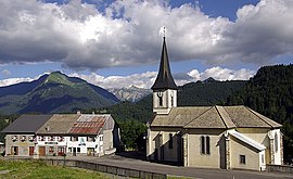 La Côte-d'Arbroz: the church and nearby buildings