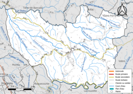 Carte en couleur présentant le réseau hydrographique de la commune