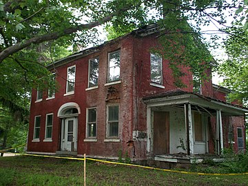 Side view of the Olin house in 2009