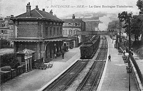 Vue d'ensemble de la gare (avec la passerelle), vers 1900.