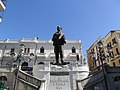 Il monumento a Camagna nell'omonima piazza