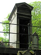 Sépulture au cimetière de Montmartre.