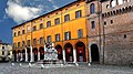 La Fontaine Masini et le Palazzo Comunale