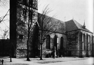 Kriegerdenkmal an der Pfarrkirche 1928