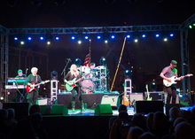 Jefferson_Starship_Plays_for_Service_Members_During_LA_Fleet_Week_2016_(Image_4_of_6)