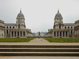 L'Old Royal Naval College, ensemble architectural central du Maritime Greenwich, à Londres, site inscrit au patrimoine mondial. (définition réelle 3 797 × 2 848)