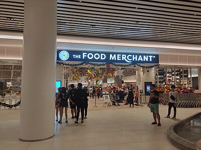 1层的The Food Merchant国际食品区