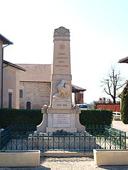 Monument aux morts.