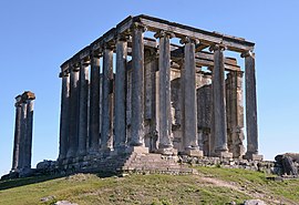 Temple of Zeus in ancient city of Aizanoi