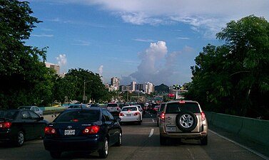 Traffic on Expreso Rafael Martínez Nadal