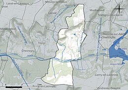 Carte en couleur présentant le réseau hydrographique de la commune