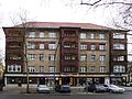 Mietshaus mit Ladenzeile und Großgarage, Bismarckstraße 72/73, Berlin-Steglitz