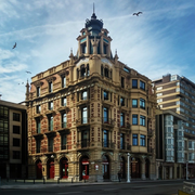 Edificio Varsovia (Gijón, 1903)