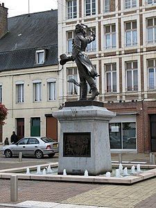 Monument à Camille Desmoulins, modèle de 1890, bronze refondu en 1923, Guise.