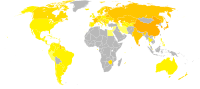 معدل الانتحار لكل 100,000 ذكر (اليسار) ولكل أنثى (اليمين) (البيانات من سنة 1978–2008).   لا بيانات   <1   1–5   5–5.8   5.8–8.5   8.5–12   12–19   19–22.5   22.5–26   26–29.5   29.5–33   33–36.5   >36.5 alt=