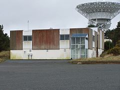 Bâtiment principal énergie, construit en 1979, à l'entrée du CTS (2008).