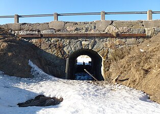 Överbyggd stenvalvsbro på Bergaholmsvägen