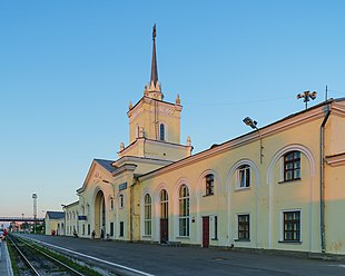 Здание железнодорожного вокзала ст. Дно