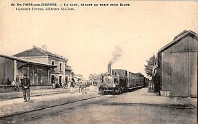 Train en gare de Saint-Ciers-sur-Gironde.