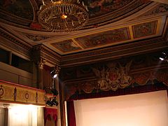 Le plafond du théâtre