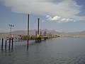 Pont du lac d'Ourmia en construction sur le lac, 2007.