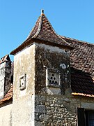 Pigeonnier dans le village de Veyrines-de-Domme.