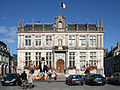 Bergues, l'hôtel de ville.