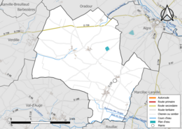 Carte en couleur présentant le réseau hydrographique de la commune