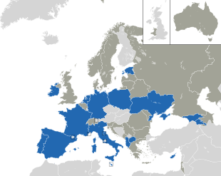 Um mapa colorido dos países da Europa