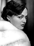 Katherine DeMille (Yvonne Roland).