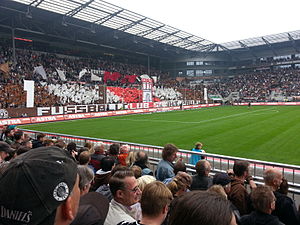 Die Südtribüne beim Spiel gegen den FSV Frankfurt (September 2013)