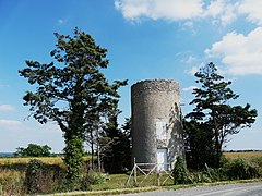 L'ancien moulin à vent.