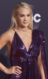 Singer Carrie Underwood