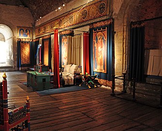 The King's Bedroom at Dover Castle (England) has been decorated to show how it may have appeared in the 12th century.