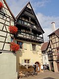 Maison de vigneron (XVIe – XVIIe siècle), 5 place du Marché-aux-Saules[49].