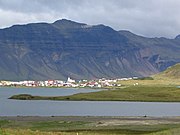 Grundarfjörur with parts of the Helgrindur mountain range in the background