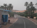 طريق في موريتانيا يصل بين المدن.