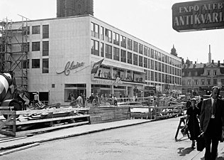 Modehuset Claire i nybyggda Orgelpipan 4, 1955.