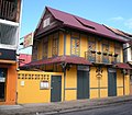 Maison créole réhabilitée en restaurant.