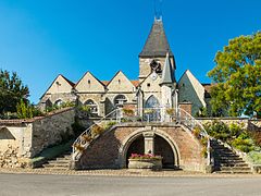 L'église et la fontaine fleurie,