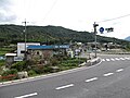 「泣き別れ」の看板と県道広島三次線