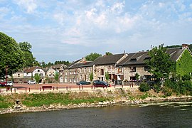 Place du Wez en rive droite de l'Ourthe