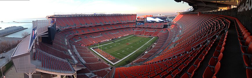 Panorama of FirstEnergy Stadium in Cleveland, December 2015