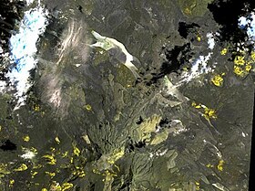 Район вулкана Гуфа. Снимок НАСА (Landsat, 1999 г.).